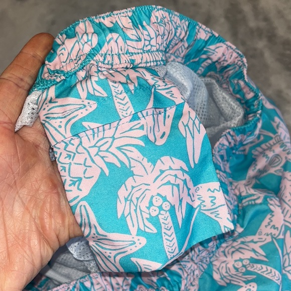 Vineyard Vines Swim Trunks - Picture 6 of 7